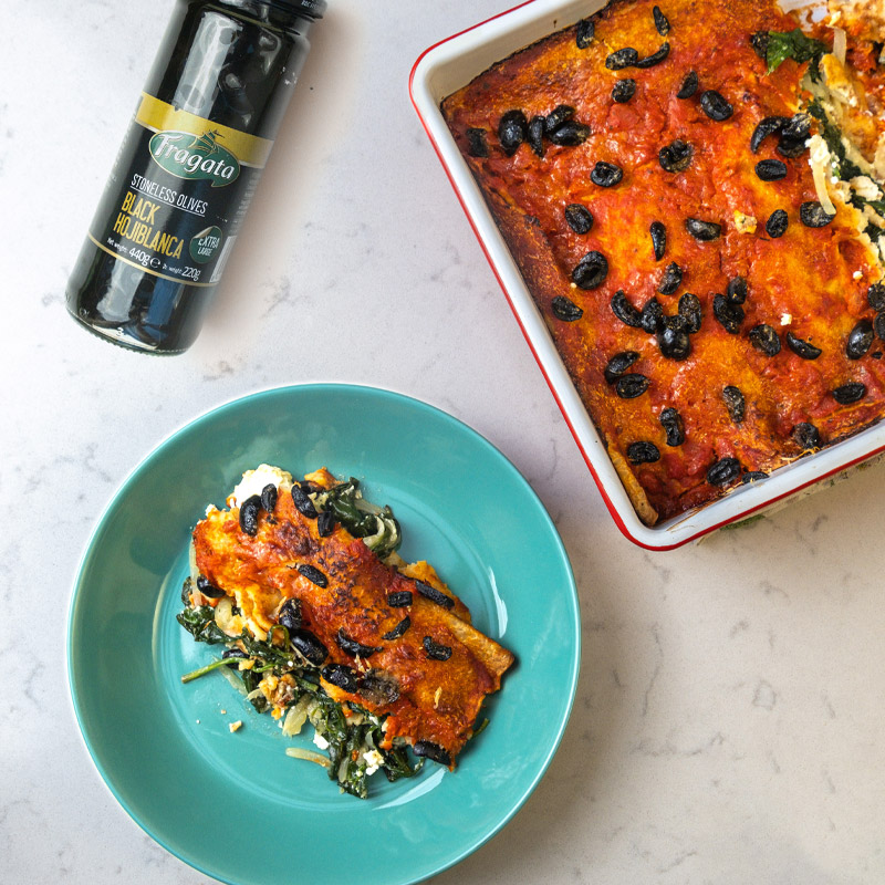 Fragata spinach, ricotta and olive pancakes